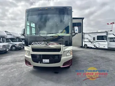 2014 Tiffin Motorhomes Allegro photo 3