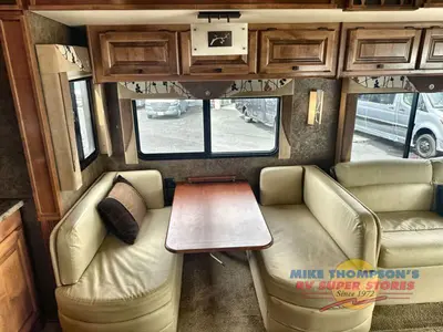 2014 Tiffin Motorhomes Allegro photo 33