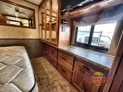 2014 Tiffin Motorhomes Allegro photo 45