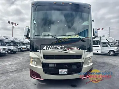 2014 Tiffin Motorhomes Allegro photo 10