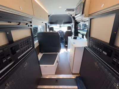 2026 Storyteller Overland Darkmode photo 4
