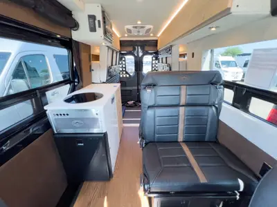 2026 Storyteller Overland Darkmode photo 5