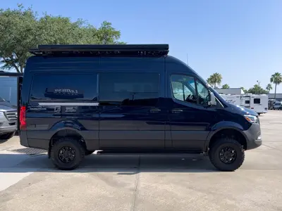 2026 Storyteller Overland Darkmode photo 19