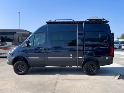 2026 Storyteller Overland Darkmode photo 18