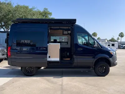 2026 Storyteller Overland Darkmode photo 20