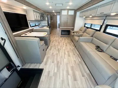 2027 Thor Motor Coach Windsport photo 5