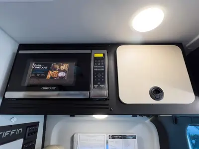 2027 Tiffin Motorhomes GH1 photo 11
