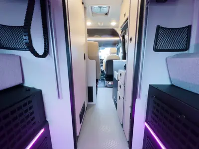 2027 Tiffin Motorhomes GH1 photo 4