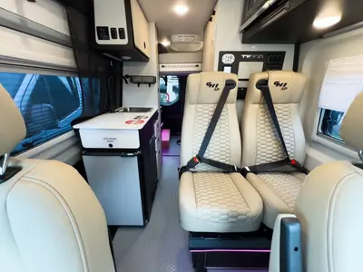 2027 Tiffin Motorhomes GH1 photo 5