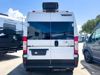 2027 Winnebago Solis Pocket photo 20