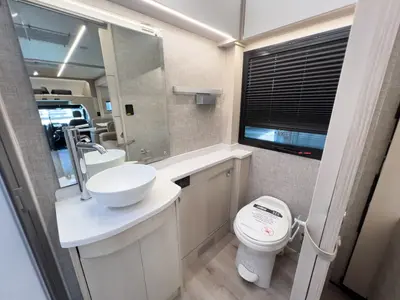 2027 Tiffin Motorhomes Wayfarer photo 17