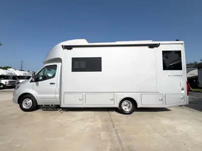 2027 Tiffin Motorhomes Wayfarer photo 21