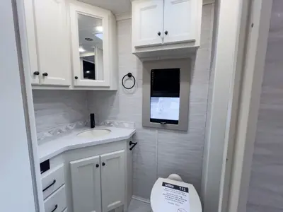 2027 Tiffin Motorhomes Allegro BAY photo 16