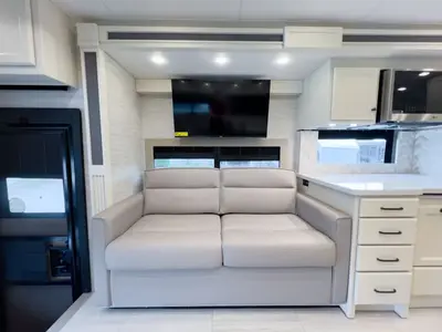 2027 Tiffin Motorhomes Allegro BAY photo 7