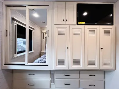 2027 Tiffin Motorhomes Allegro BAY photo 21