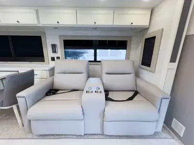 2027 Tiffin Motorhomes Allegro BAY photo 14