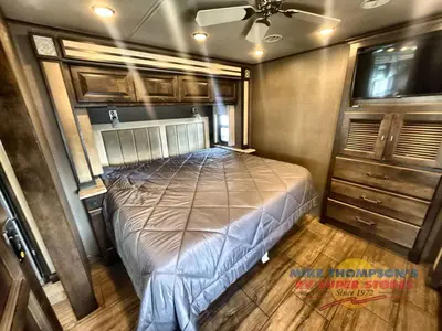 2019 Tiffin Motorhomes Open Road Allegro photo 38