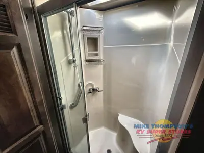 2019 Tiffin Motorhomes Open Road Allegro photo 44