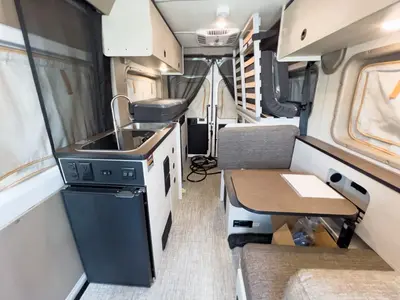 2027 Winnebago Solis Pocket photo 5