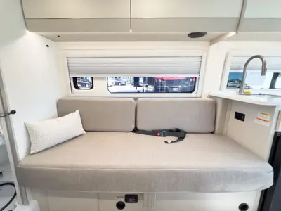 2027 Thor Motor Coach Tellaro photo 7