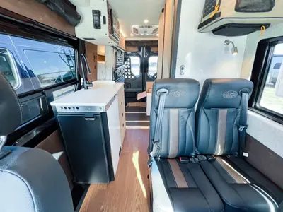 2027 Storyteller Overland Darkmode photo 5