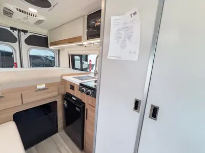 2027 Thor Motor Coach Rize photo 6