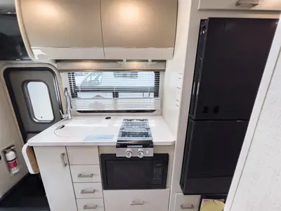 2027 Thor Motor Coach Gemini photo 6