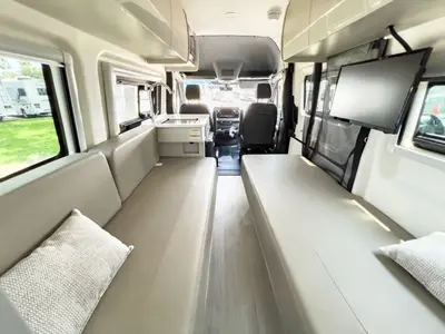 2027 Thor Motor Coach Tranquility photo 4