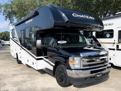 New 2027 Thor Motor Coach Chateau 28Z