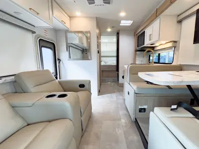 2027 Thor Motor Coach Chateau photo 5