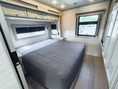 2027 Tiffin Motorhomes Allegro BAY photo 17