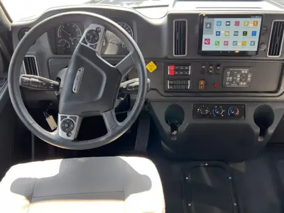2027 Tiffin Motorhomes Allegro BAY photo 2