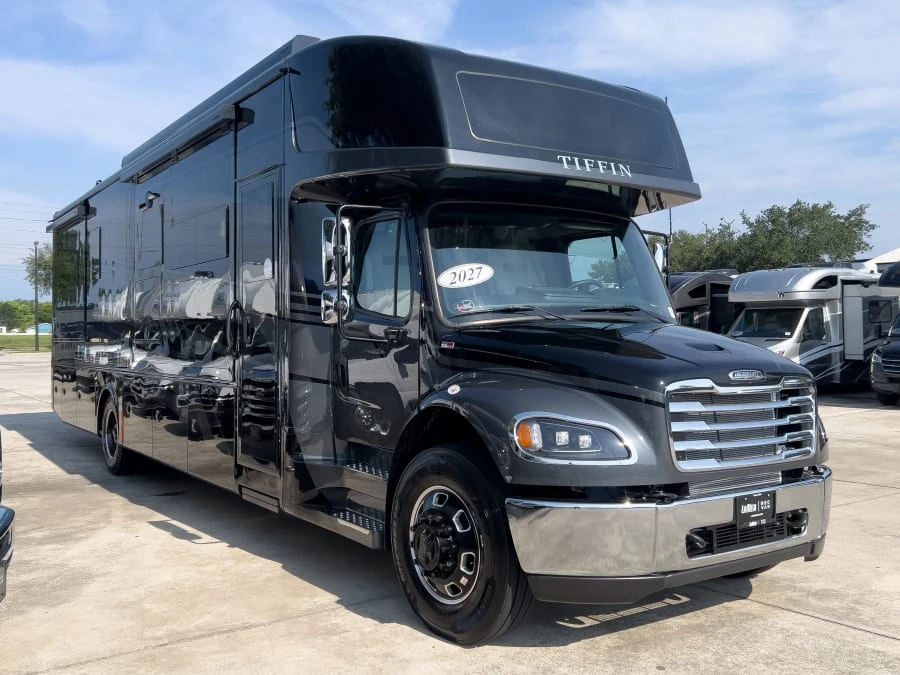 2027 Tiffin Motorhomes Allegro BAY exterior