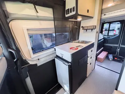 2027 Tiffin Motorhomes GH1 photo 6