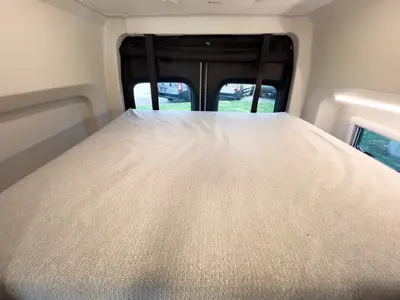 2027 Tiffin Motorhomes GH1 photo 17