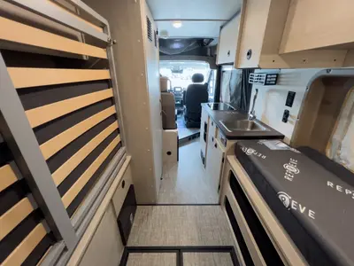 2027 Winnebago Solis photo 4