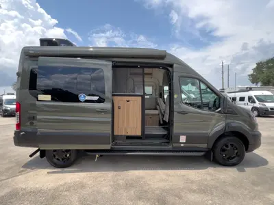 2027 Thor Motor Coach Talavera photo 24