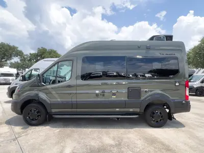 2027 Thor Motor Coach Talavera photo 22