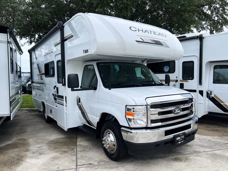 2027 Thor Motor Coach Chateau exterior