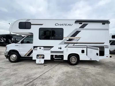 2027 Thor Motor Coach Chateau photo 22