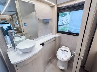 2027 Tiffin Motorhomes Wayfarer photo 16