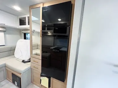 2027 Thor Motor Coach Chateau photo 12