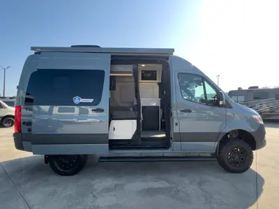 2027 Thor Motor Coach Tranquility photo 21