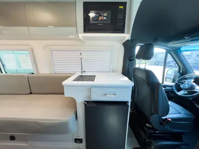 2027 Thor Motor Coach Tranquility photo 8