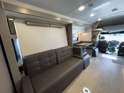 2027 Winnebago View photo 14