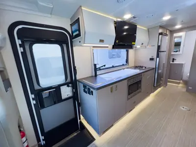 2027 Winnebago View photo 6