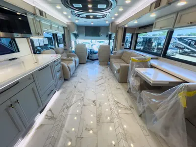2027 Tiffin Motorhomes Allegro BUS photo 3