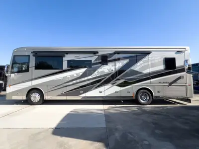2027 Tiffin Motorhomes Allegro BUS photo 24