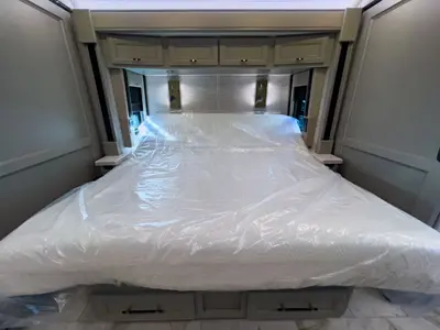 2027 Tiffin Motorhomes Allegro BUS photo 18
