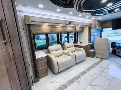 2027 Tiffin Motorhomes Allegro BUS photo 14
